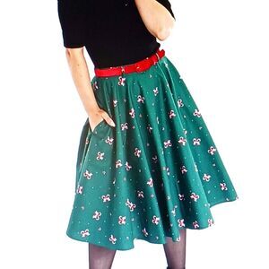 NEW Hell Bunny England Beth Circle Skirt Green w Candy Cane 50's Print Sz M